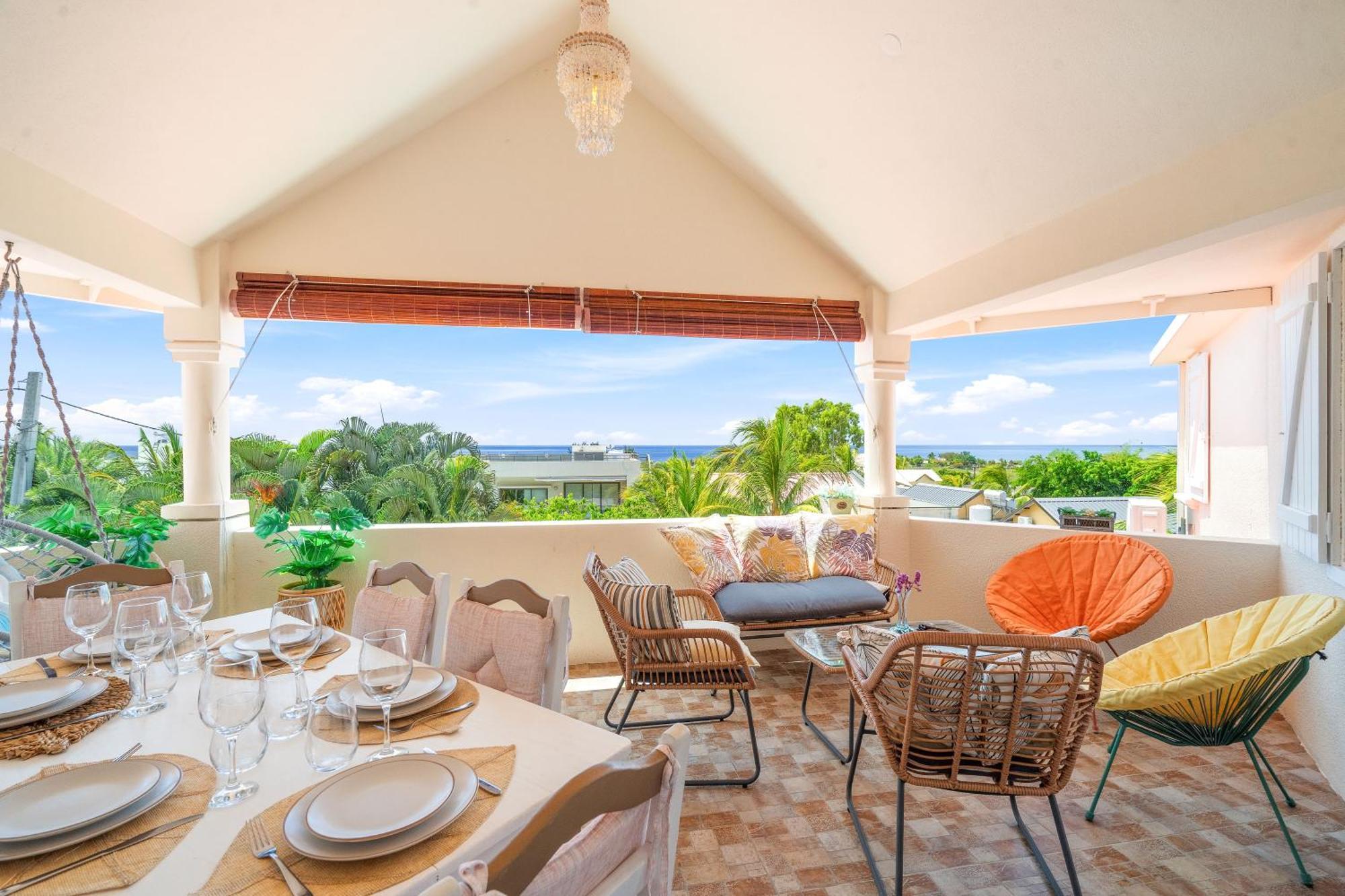 Lakaz Del Sol - Modern And Elegant With Luxurious Garden, Pool And Barbecue Area - Tourism Permit Certified Apartment