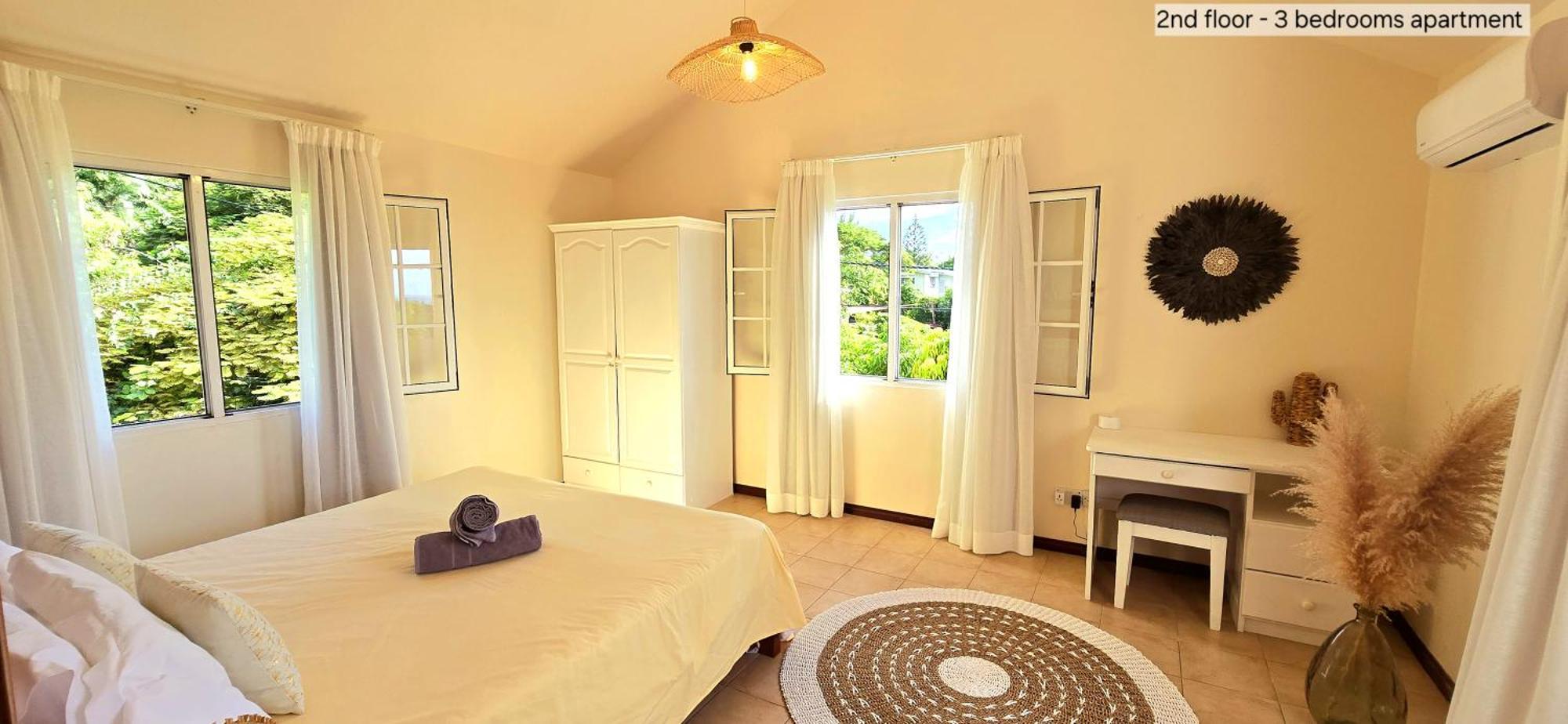 Appartement Lakaz Del Sol - Modern And Elegant With Luxurious Garden, Pool And Barbecue Area - Tourism Permit Certified