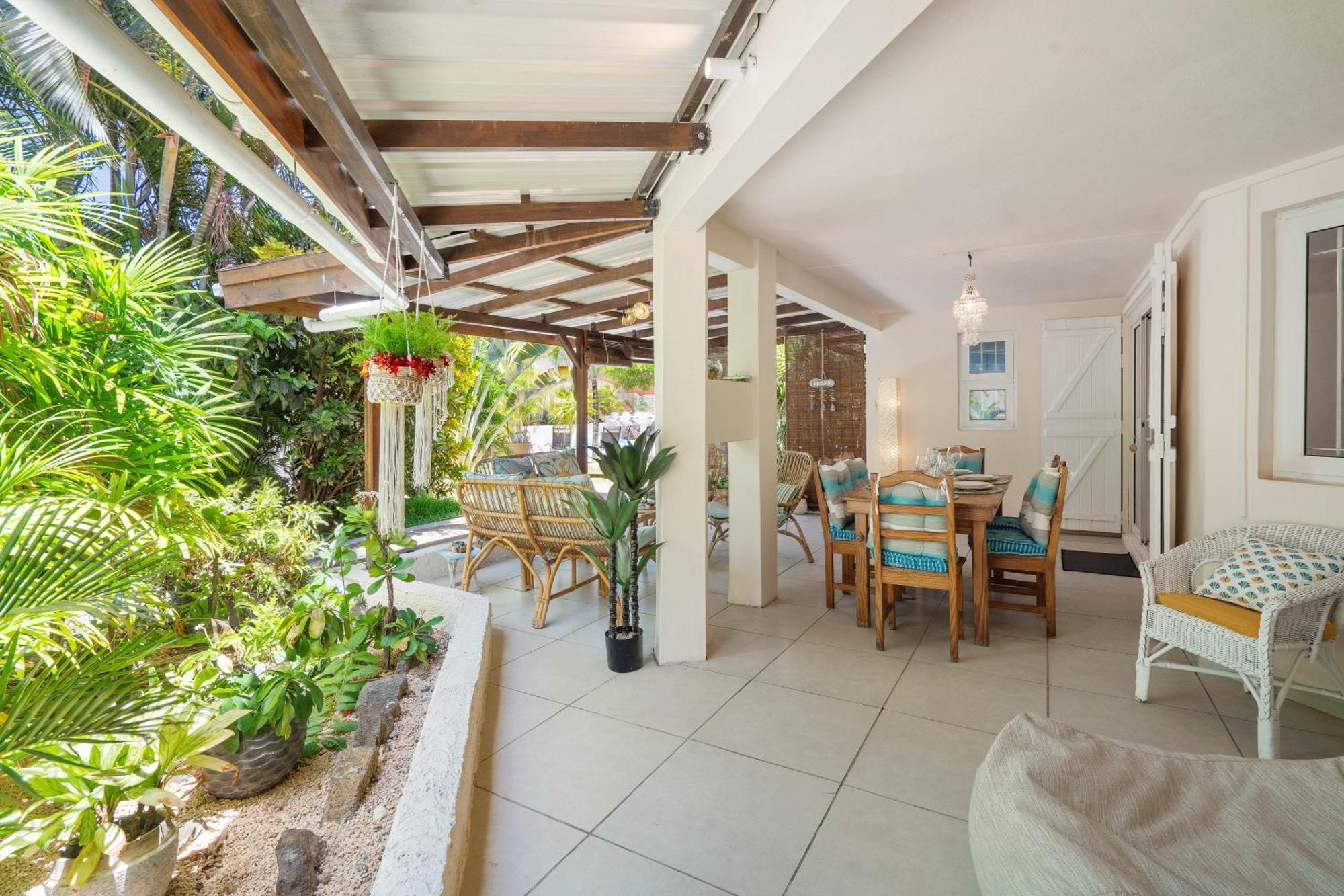Lakaz Del Sol - Modern And Elegant With Luxurious Garden, Pool And Barbecue Area - Tourism Permit Certified Appartement *