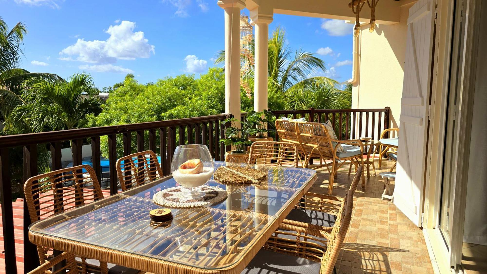 Lakaz Del Sol - Modern And Elegant With Luxurious Garden, Pool And Barbecue Area - Tourism Permit Certified Appartement Tamarin